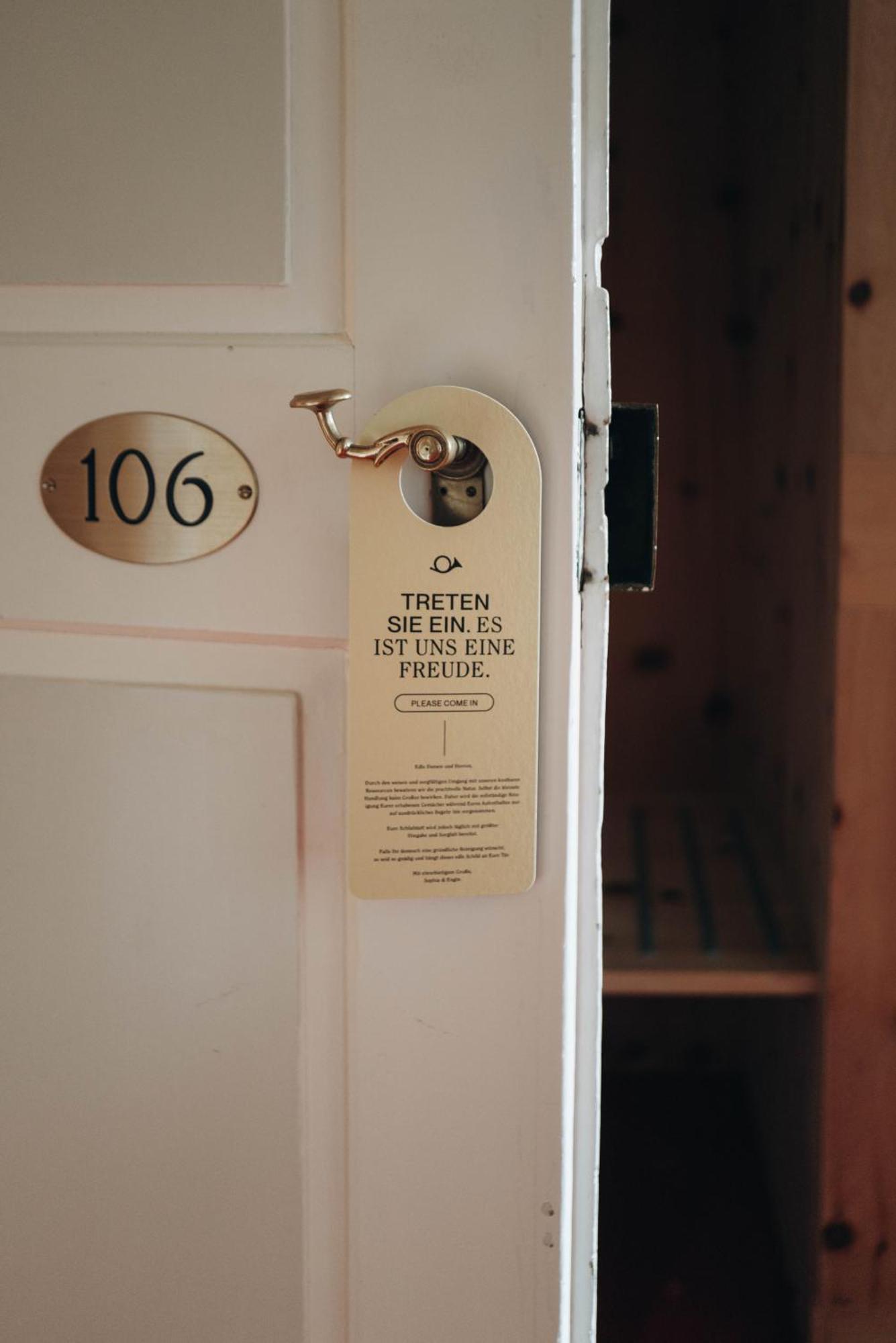 Gasthof Post ดาลาส ภายนอก รูปภาพ